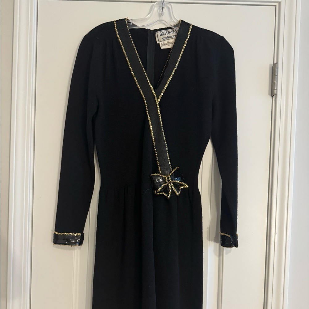 Don Sayres vintage Black and Gold Sequin dress long sleeves v-neck